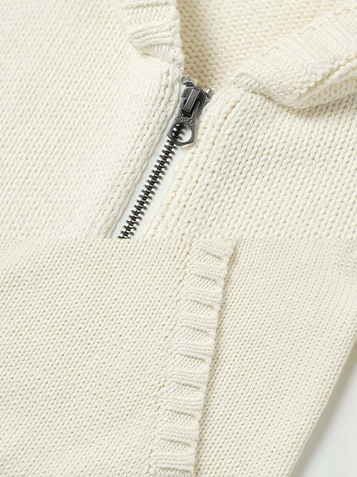 製品画像: 6色展開のフード付きケーブル編みニットカーディガンの全体展示。レトロなケーブル編みとルーズシルエットが特徴的なカジュアルなデザイン。
詳細画像: ケーブル編みディテールとマットシルバージッパーの特写。細部の編み模様とジッパーが際立つ画像。