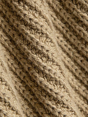 製品画像: ジャパニーズテイストの重厚な海島コットン大きめ襟付きセーラーニットの正面展示。秋冬に最適なクラシックスタイル。
詳細画像: 粗い編み目と二色使いの大きめ襟のディテール展示。ヴィンテージ感が際立つデザイン。