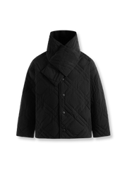 製品画像: ホワイトダックダウンのダイヤキルティングダウンジャケット正面展示 - 冬の必須アイテム、撥水加工と保温性を兼ね備え。
詳細画像: 撥水加工素材とダイヤキルティングのディテール展示 - 高い実用性を提供するデザイン。