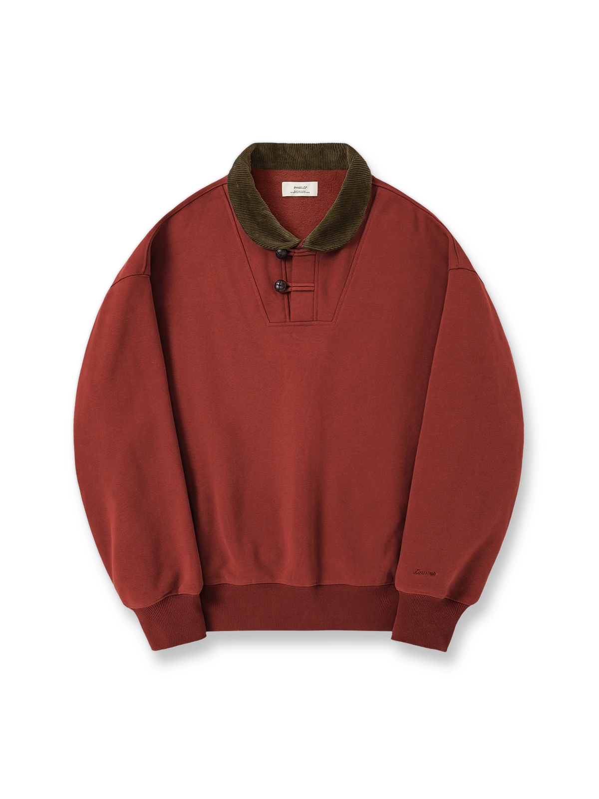 製品画像: 450Gカーボンブラッシュ加工のコーデュロイショールカラーレトロスウェット 正面全体展示
詳細画像: コーデュロイ襟と本革ボタンのディテールが映えるディテール展示