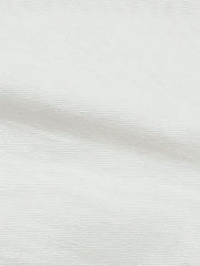 ダブルニー補強と多機能ポケットのディテール展示