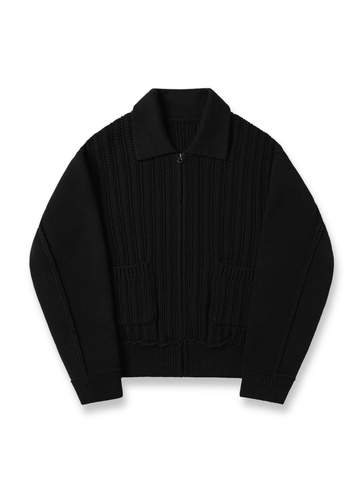 製品画像: ジャパニーズテイストの重厚なレトロケーブル編みニットカーディガンの全体展示。秋冬に最適な温かさとスタイルを兼ね備えたアイテム。
詳細画像: 太い編み目とケーブル模様のディテールを強調した展示。高品質な素材がもたらす柔軟さと安定性をアピール。