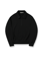 製品画像: ハーフジップ スタンドカラー スウェットの正面展示図。シンプルでありながら洗練されたアメカジスタイルを強調し、クラシックなデザインと快適さを兼ね備えたアイテム。
詳細画像: ハーフジップディテールとスタンドカラー部分のクローズアップ。しっかりとした手触りと滑らかな表面感を持つ高品質コットンポリエステル混紡素材のディテールにフォーカス。
