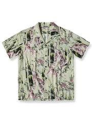 浮世絵竹林タイガー柄キューバカラー半袖シャツの全体像を示し、その独特なパターンと色使いが強調されています。