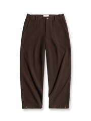 製品画像: ラシャ素材使用のヴィンテージリラックスパンツ ラシャスラックス メンズ 冬 正面画像
詳細画像: ウエストゴム仕様とスナップボタン付き裾のディテールアップ画像