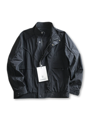 スタンドカラージャケット、曲線的な切り替えデザイン