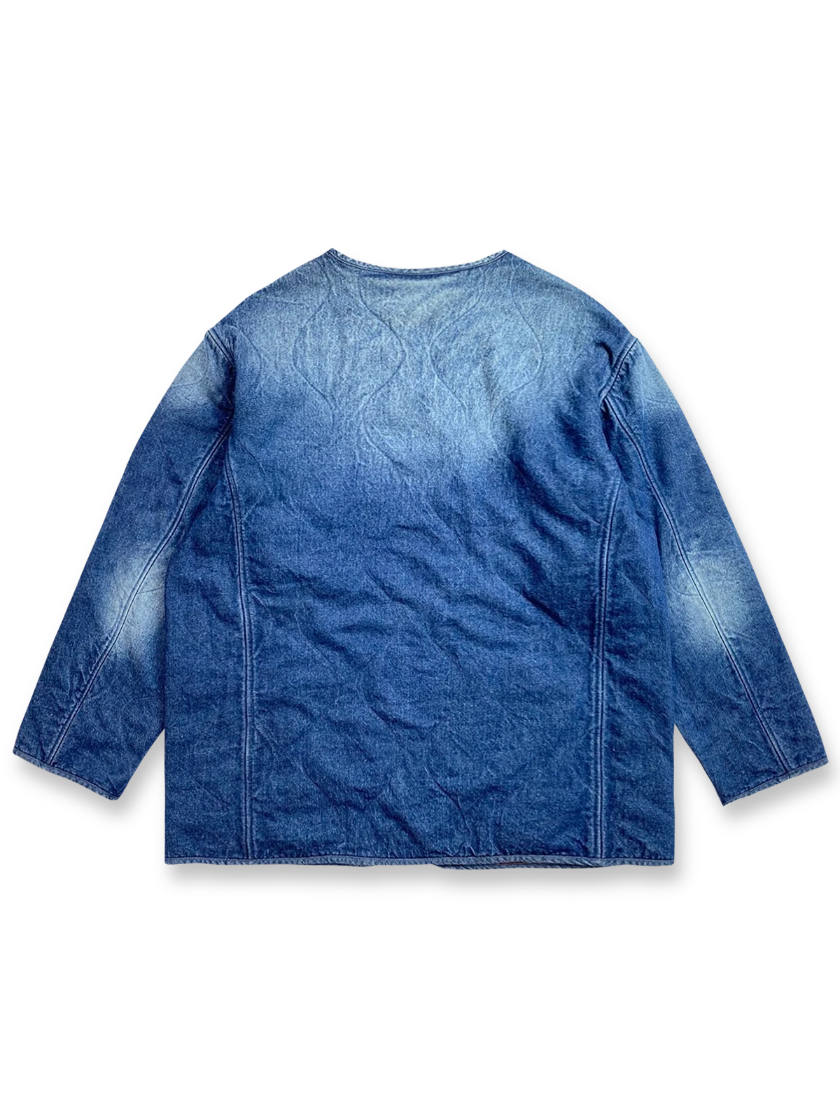 製品画像: ナバホ柄リバーシブルデニム×ウールミックスジャケット全体展示図。民族的なナバホ柄が施されたウールミックス素材とヴィンテージ感溢れるデニムが特徴的。
詳細画像: ナバホ柄のウール素材と100%コットンデニムのリバーシブルデザインディテール特写。両面を楽しめる機能的な美しさ。