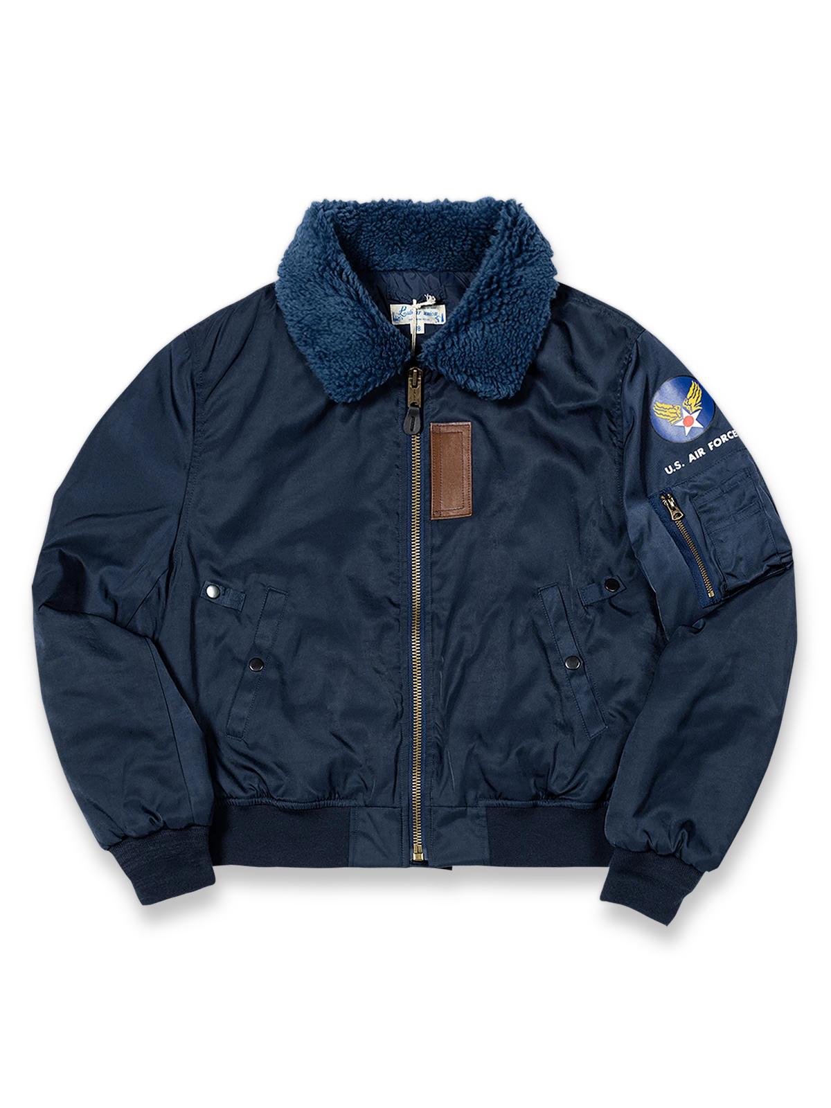 製品画像: クラシックB-15ウール襟フライトジャケット全体画像。ヴィンテージアメリカンスタイル、防寒機能、ナイロン素材、ウール襟
詳細画像: ジャケットのディテール、ウール混紡の襟、レザーIDパッチ、リブ仕様袖口、ペンポケット