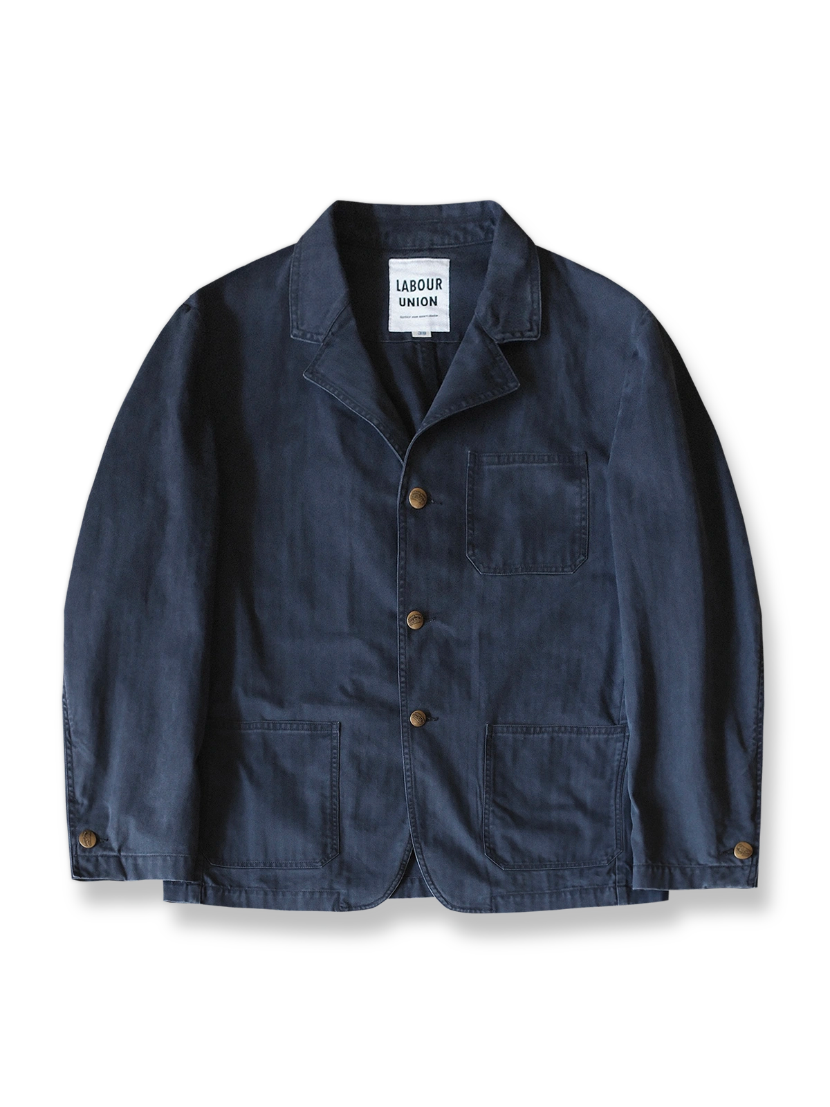 製品画像: ヴィンテージヘリンボーンウォッシュジャケットの全体画像、独特な時代感を持つデザイン
詳細画像: ウォッシュ加工されたヘリンボーン柄の生地とヴィンテージメタルボタンのディテール