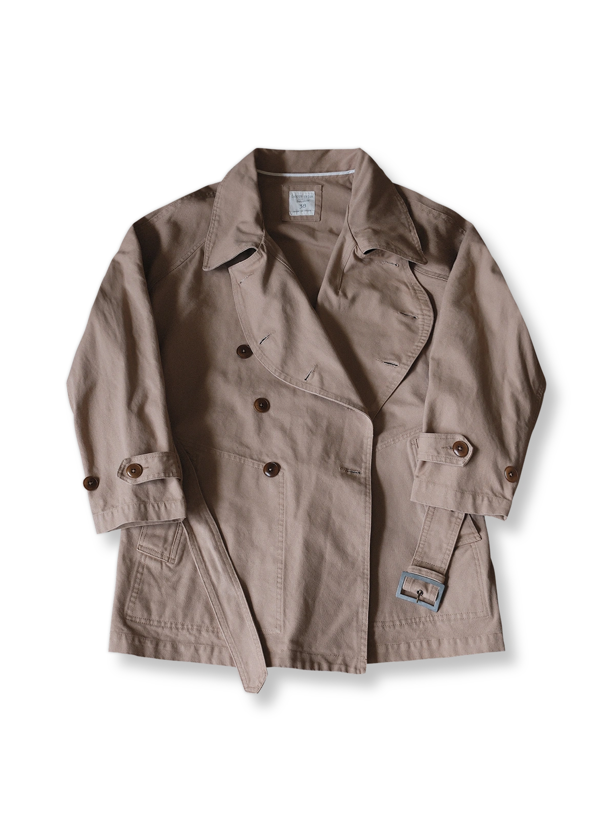 製品画像: フランス軍M38モーターサイクルダブルブレストコートの全体画像、ヴィンテージミリタリースタイル
詳細画像: 調節可能な袖口やウエストベルト、ミリタリー風の多機能ポケットのディテール