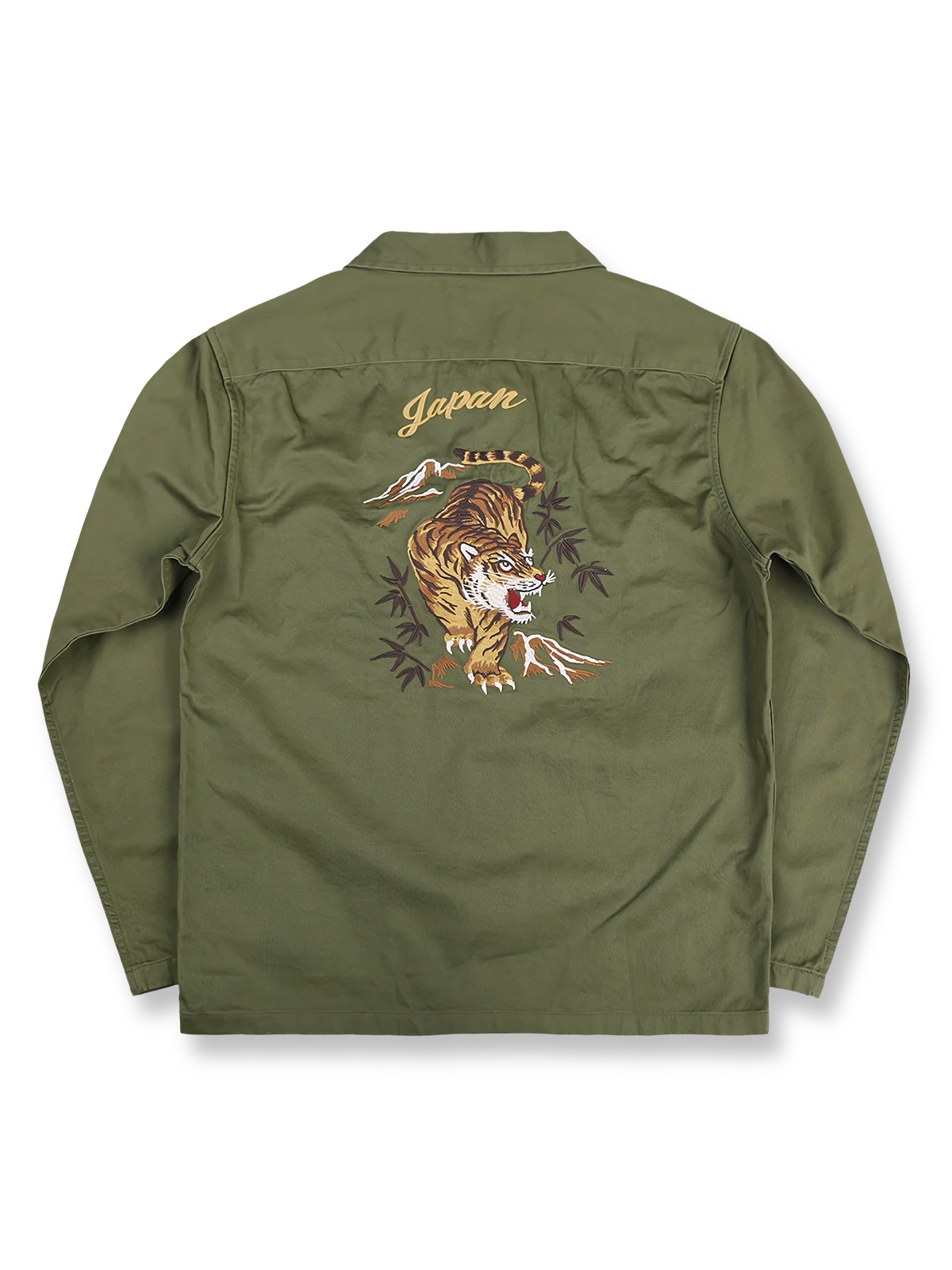 リバーシブル仕様のトラ刺繍ワークシャツ全体デザイン。片面には胸元に精緻なトラ刺繍、もう片面には竹林に佇むトラのデザインが施された、オリエンタルデザインとミリタリースタイルが融合したシャツ