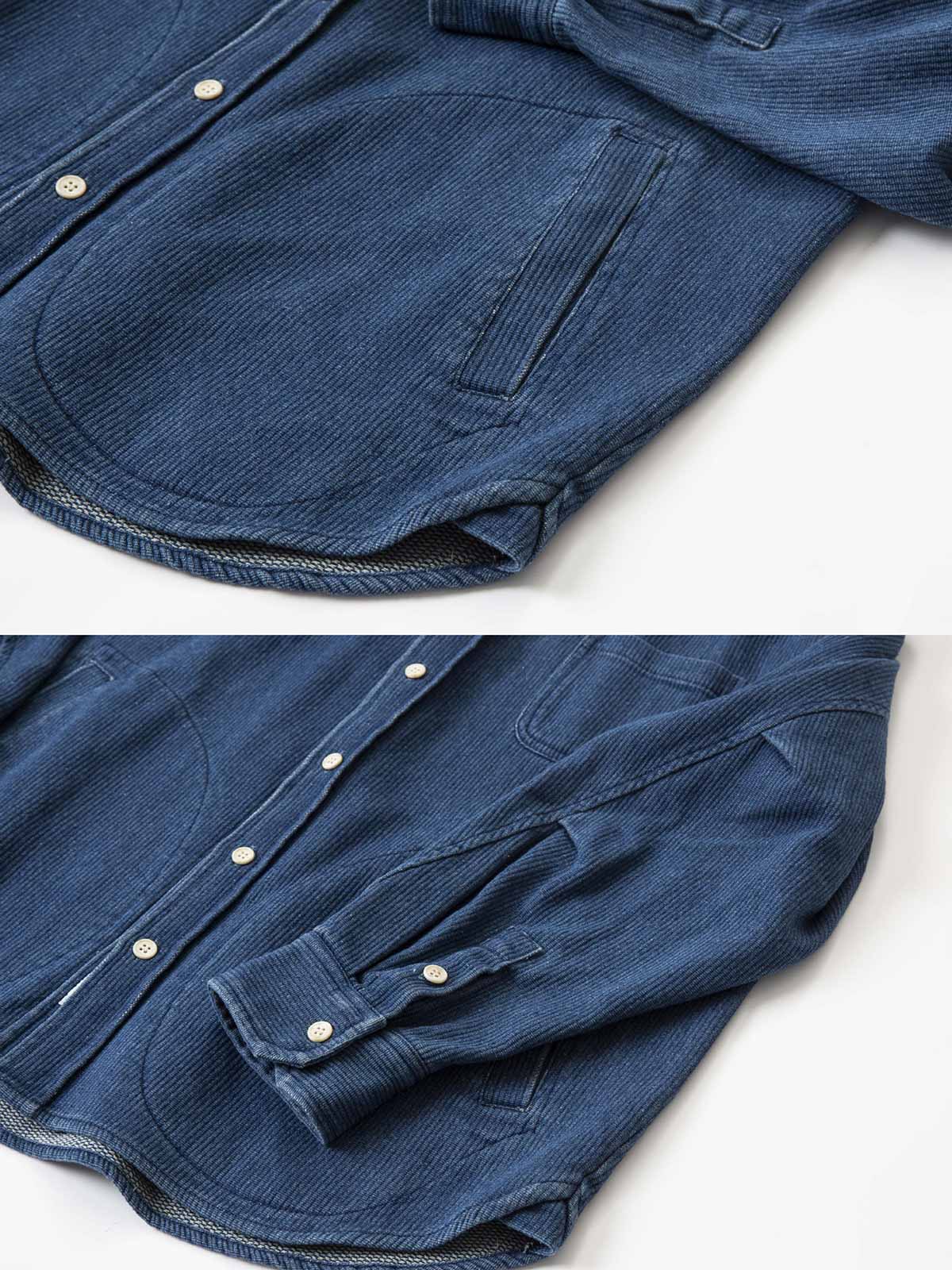 製品画像:
「ヴィンテージスタイルのラウンドポケット デニムシャツ全体展示。シンプルでクラシックなデザインが特徴の高品質デニム素材のシャツ。」
詳細画像:
「胸元ポケットとラウンドポケットのディテール特写。実用性とデザイン性を兼ね備えたポケットの仕上げがヴィンテージ感を引き立てます。」