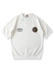 ツェッペリン飛行船とジミー・ペイジのロゴが刺繍されたロックTシャツ。