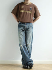 モデルがヴィンテージスポーツジャージTシャツを着用している様子