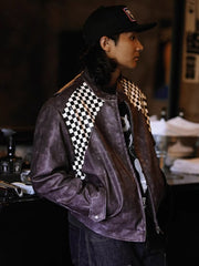 ショートPUレザージャケットを着用したレーシングスタイルのコーディネート例