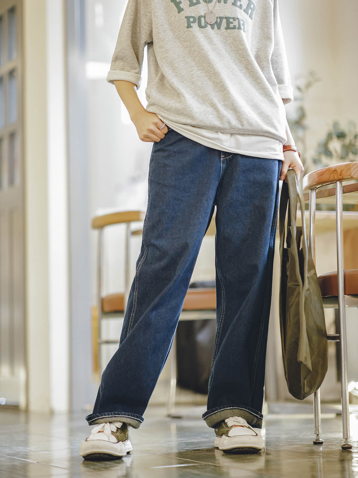 詳細画像:デニムパンツのポケットパッチディテール