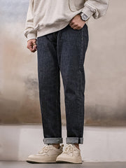 モデルが厚底リネン通気スニーカーを履いている展示図