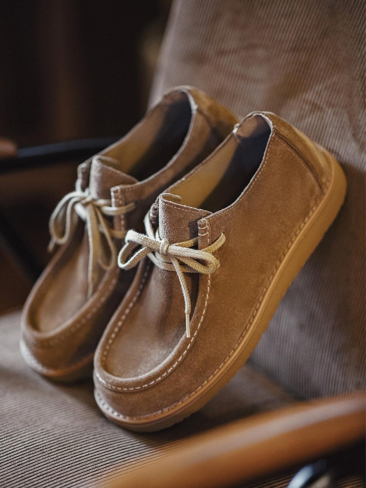 MOC-TOEデザインのトゥとラバー製アウトソールの詳細画像