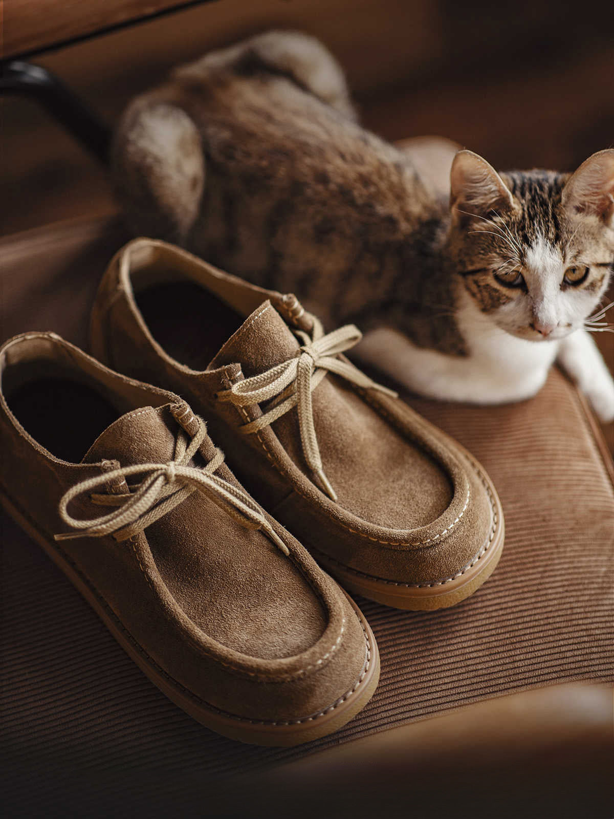 MOC-TOEデザインのトゥとラバー製アウトソールの詳細画像