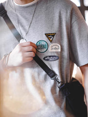 刺繍 バッジ付きTシャツ