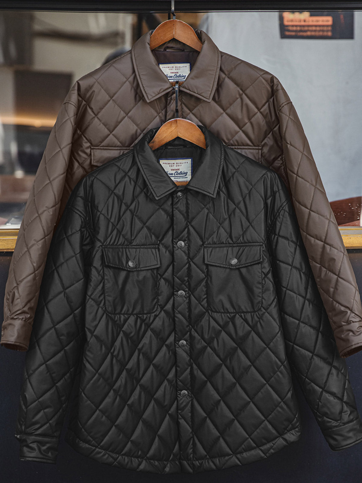 合成皮革と菱形キルティングディテールのクローズアップ