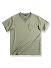 ヴィンテージミリタリーグリーン VネックポケットTシャツ