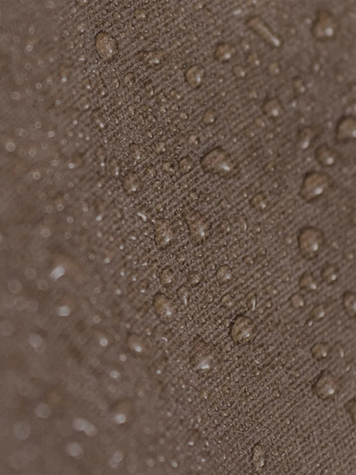 製品画像: アメカジレトロオイルワックスコーデュロイ襟コートのフロントビュー。防風・防水性を備えたレトロな英国風デザイン
詳細画像: クラシックなコーデュロイ襟と経年変化するオイルワックス生地のディテール。独特なシワとヴィンテージ感を演出