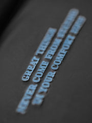 製品画像: リバーシブル キルティング中綿ベスト メンズ ヴィンテージ風デザイン 正面全体図
詳細画像: キルティングデザインとスナップボタン、内側と外側のスタイルのディテール