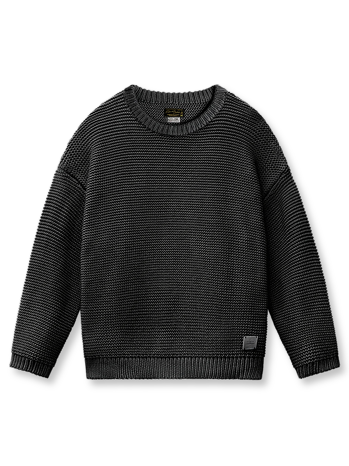 製品画像: ヴィンテージ風の重厚な厚手テクスチャーニットセーター全体像。1000g以上の重量感で、立体的な編み目が施され、冬に適した温かみと存在感が際立つデザイン。
詳細画像: ニットの編み目が立体的に見えるディテール画像。粗い糸で編まれた質感が、ヴィンテージ調の雰囲気を引き出し、耐久性の高さと毛玉の付きにくさを表現。