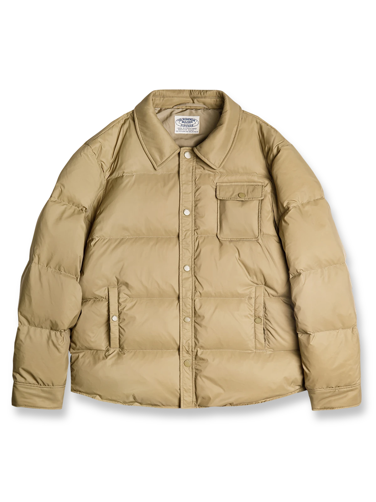 製品画像
90%ホワイトダックダウン軽量ダウンジャケット全体展示、シャツ型デザインでシンプルでスタイリッシュな外観を強調した画像。
詳細画像
ダウンジャケットのディテール、90%ホワイトダックダウンと4層ダウンロック工法のクローズアップ、優れた保温性を示す画像。