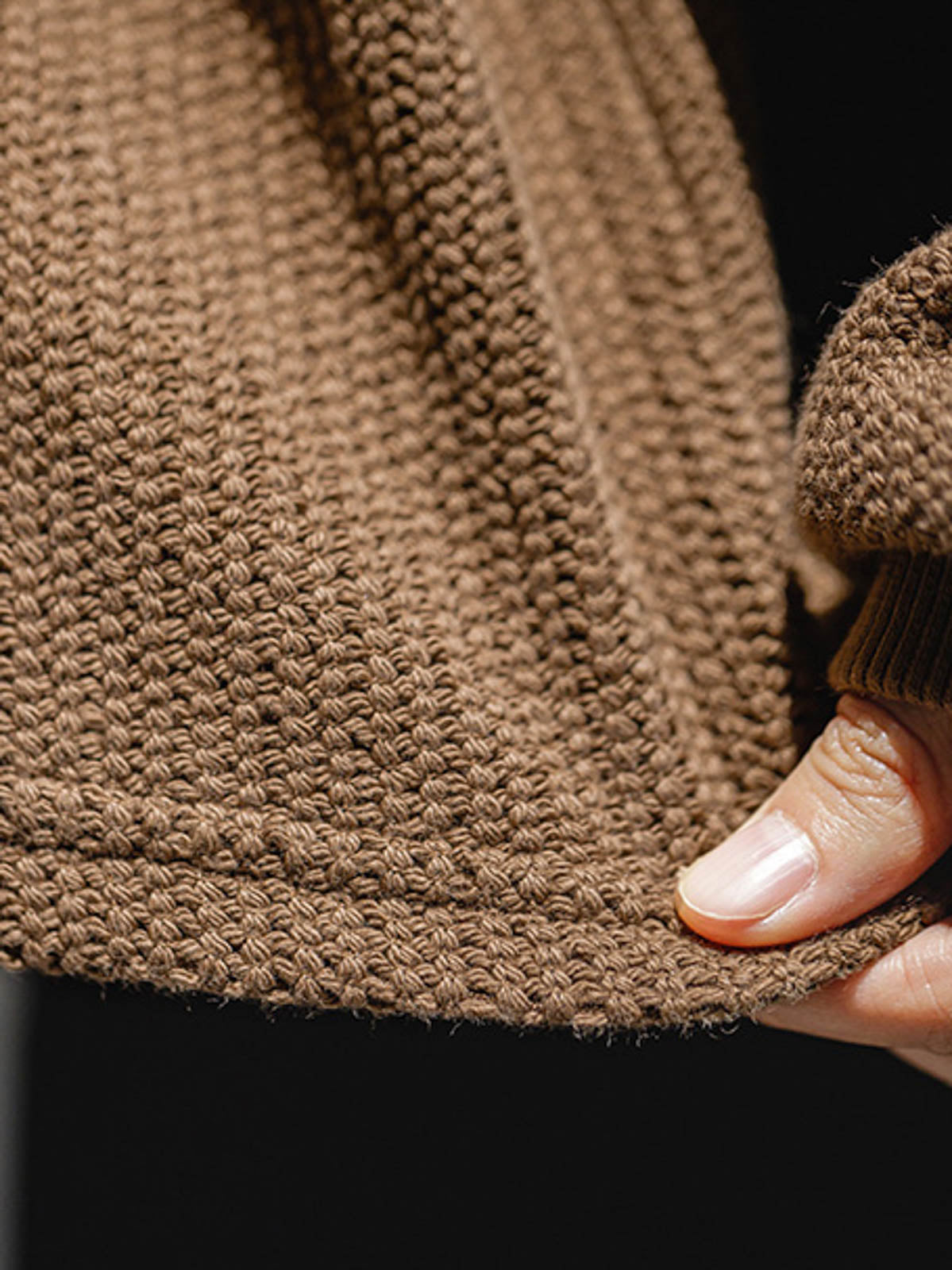 詳細画像:プルオーバーの麦穂テクスチャーの詳細