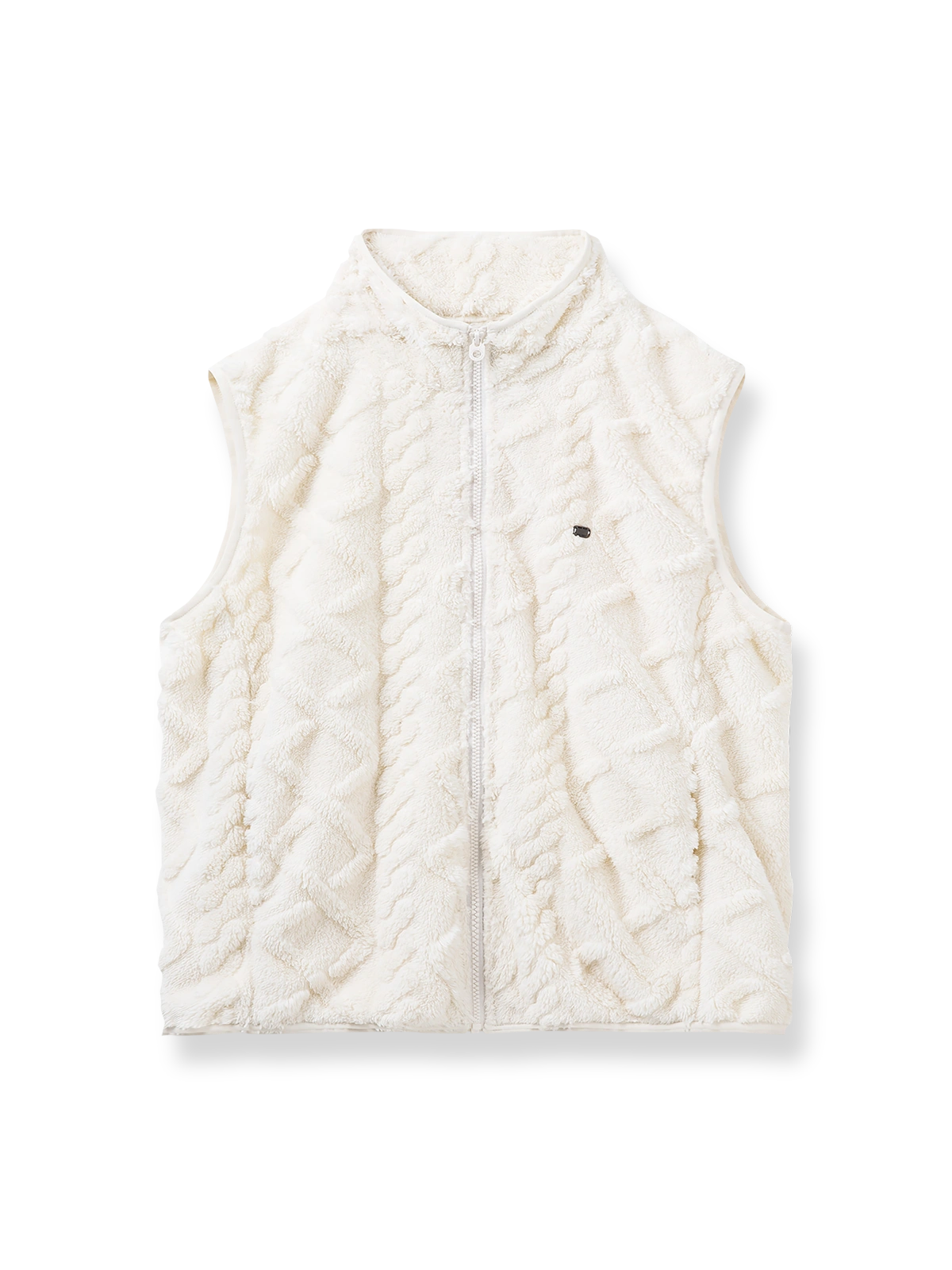 立体ケーブル編みフリースベストのフロントビュー