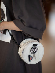 マウンテニアリングアウトドアクロスボディショルダーバッグ