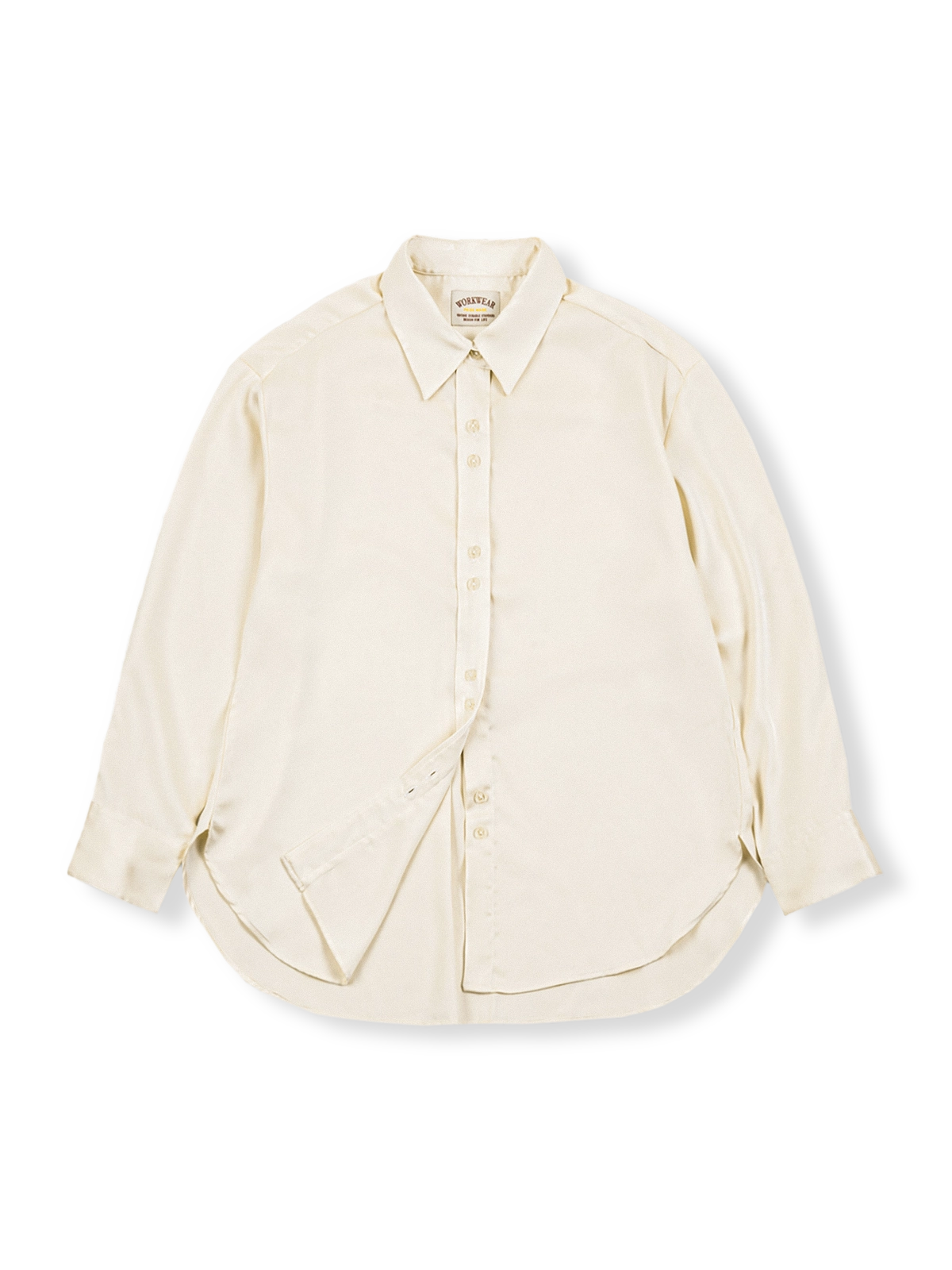 製品画像: フレンチカジュアルドレープカラーシャツの全体像