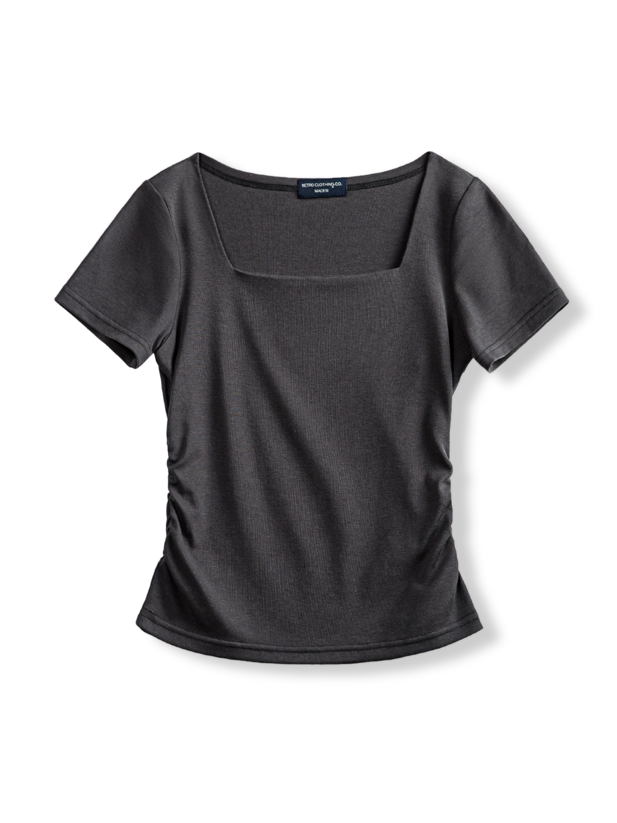 製品画像: フレンチスタイルのスクエアネック シャーリング スリムフィット 半袖Tシャツの全身展示画像