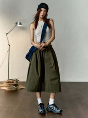 詳細画像:パンツのウエストゴムとドローストリングデザインの詳細図