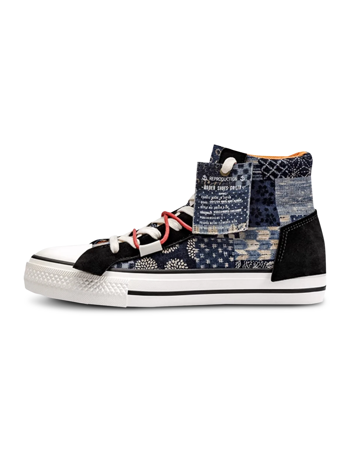 BOROパッチワークをあしらったローカットのキャンバスシューズ全体像