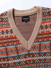 製品画像:
ナバホ風幾何学模様を取り入れたVネックニットベスト。ジャガード技法による立体感とヴィンテージ感が特徴。100%コットンの柔らかなニット素材で、通年着用可能。
詳細画像:
ナバホ風の幾何学模様がデザインのポイント。Vネックデザインで、シャツやタートルネックとのレイヤードスタイルが楽しめます。肌触りの良い100%コットン素材。