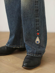 ダイヤ装飾レッドスリムフィットジーンズ