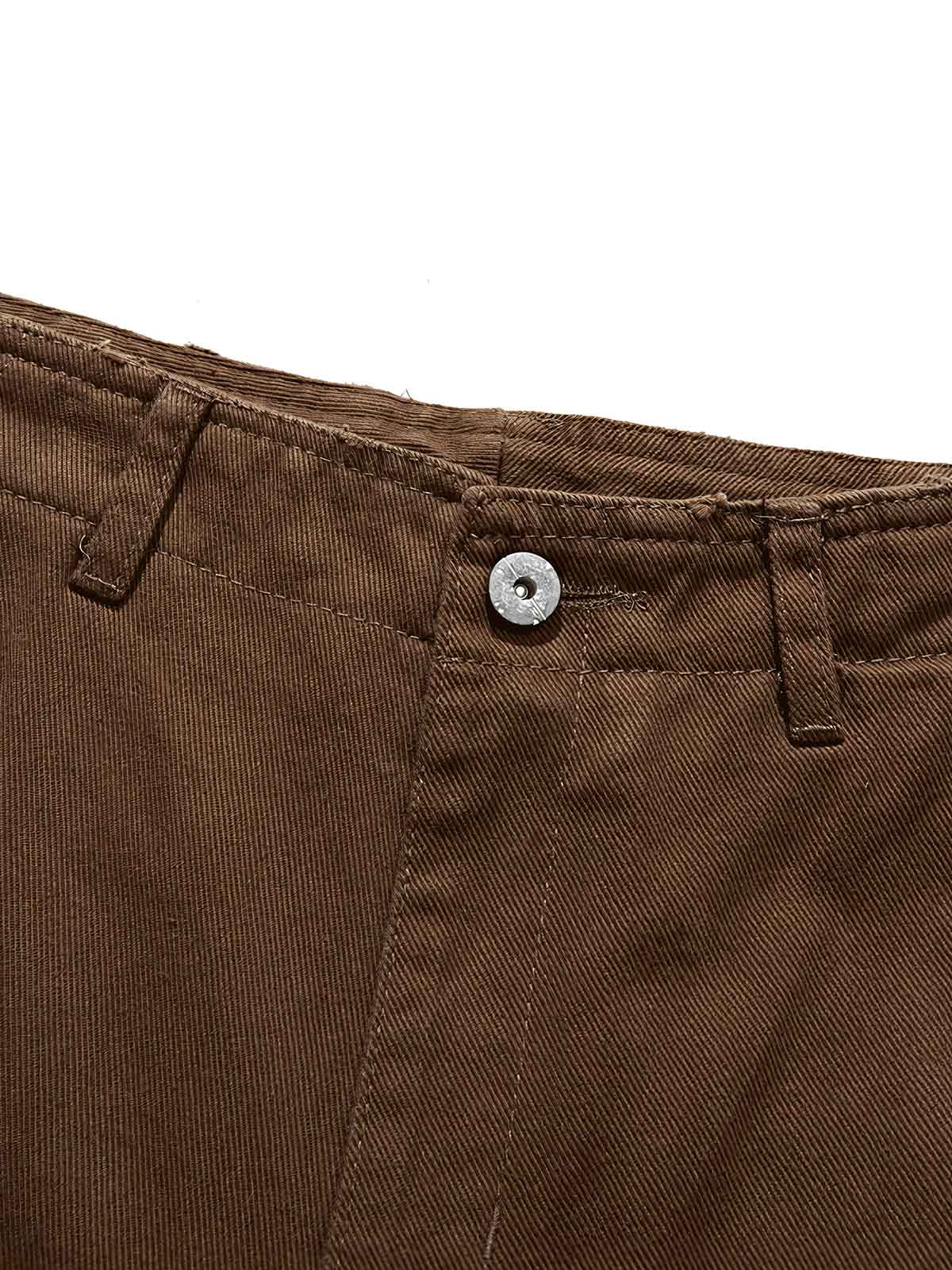 製品画像
ウォッシュドクラッシュ加工カーゴパンツ、ヴィンテージ感のあるクラッシュデザイン、精緻な水洗い加工で柔らかな生地感、カジュアルでストリート感を強調、実用的な大きなポケットがアクセント
詳細画像
ウォッシュドクラッシュ加工によるヴィンテージスタイル、柔らかなコットン生地、シンプルなストレートカットシルエット、大きなポケットが特徴的で実用性が高い、リラックスしたカジュアルスタイルに最適