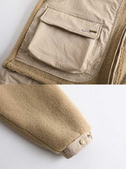 製品画像
"ラムスキン カラーブロック ハイネック 中綿ジャケット、フェイクレイヤーデザインを採用したダブルジップデザイン、軽量で暖かく、視覚的に重ね着感を演出しながら実用性を兼ね備えたジャケット"
詳細画像
"ラムスキンカラーブロックジャケット、ダブルジップとハイネックデザインで暖かさとスタイリッシュさを両立、フェイクレイヤーデザインと大容量ポケットで機能性を高めた精緻なディテール"