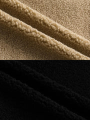 製品画像
"ラムスキン カラーブロック ハイネック 中綿ジャケット、フェイクレイヤーデザインを採用したダブルジップデザイン、軽量で暖かく、視覚的に重ね着感を演出しながら実用性を兼ね備えたジャケット"
詳細画像
"ラムスキンカラーブロックジャケット、ダブルジップとハイネックデザインで暖かさとスタイリッシュさを両立、フェイクレイヤーデザインと大容量ポケットで機能性を高めた精緻なディテール"