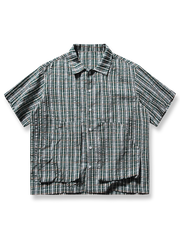 ブルーのチェック柄ビッグポケット半袖シャツの正面展示