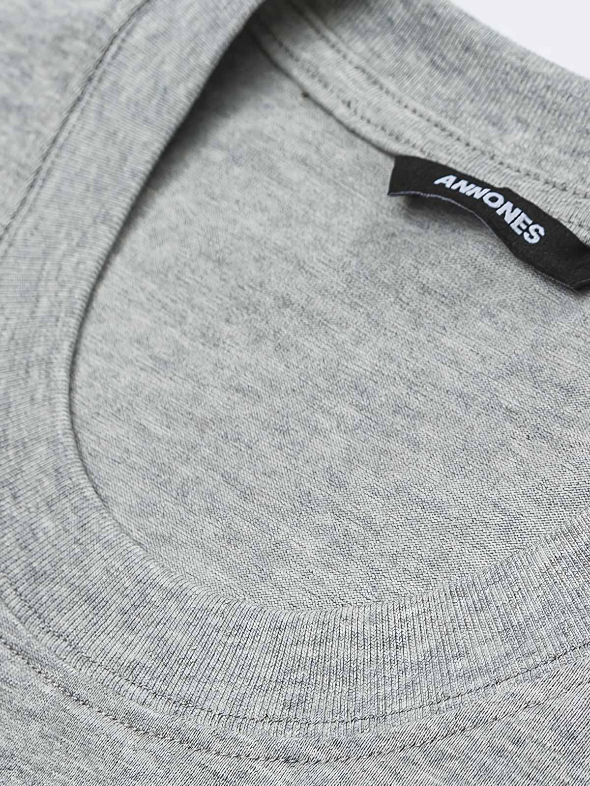 詳細画像: 胸ポケット装飾のディテール