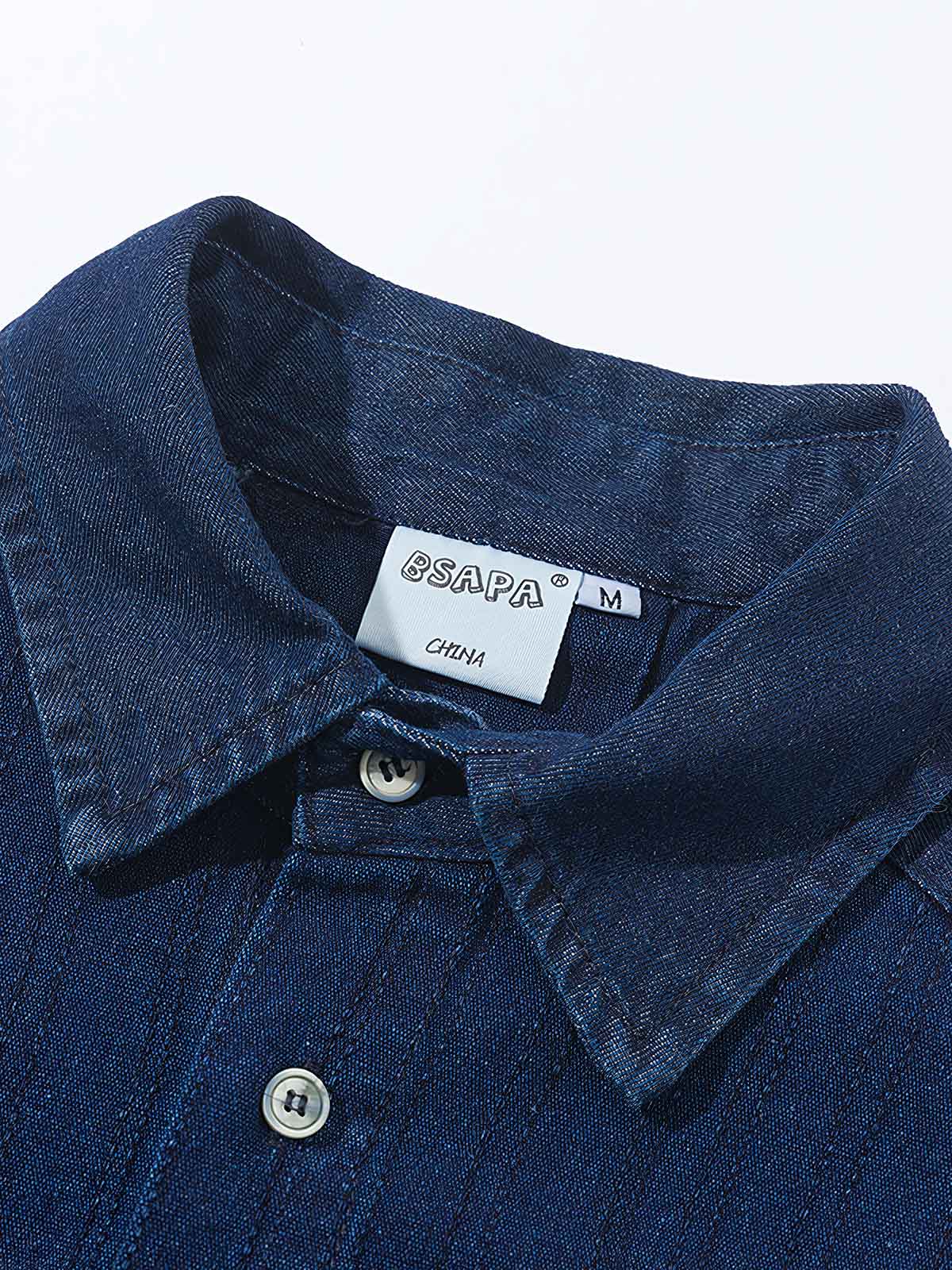 製品画像: ヴィンテージデニムパッチワーク藍染シャツの全体画像
詳細画像: パッチワークディテールと胸元のポケットの拡大