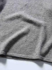 製品画像ALT代替テキスト
ヴィンテージ風ゆったりニットスウェットシャツ、ラウンドネックとハーフジップデザインの全体展示。
詳細画像ALT代替テキスト
ハーフジップディテールと袖口デザインが際立つニットスウェットシャツのディテール。