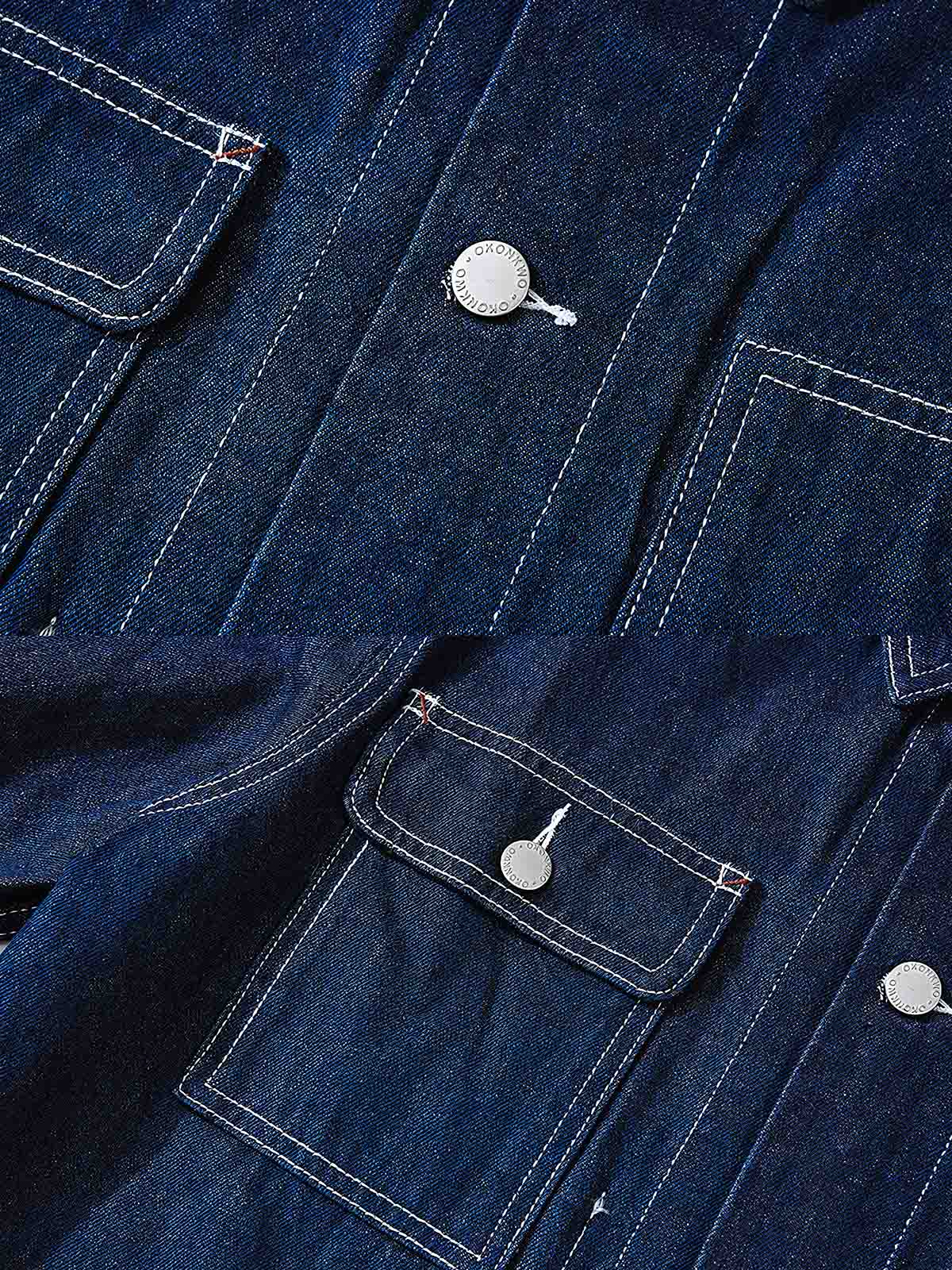 製品画像
デニム ストライプ ワークジャケット全体図。13.5ozの高密度デニム素材を使用し、ブルーとホワイトのストライプ柄が特徴のクラシックな鉄道作業着風デザイン。
詳細画像
真鍮ボタンのアクセント、多機能ポケットの実用的ディテール、補強ステッチと袖口調整機能が施された高耐久仕様。ヴィンテージ感漂う質感の特写。