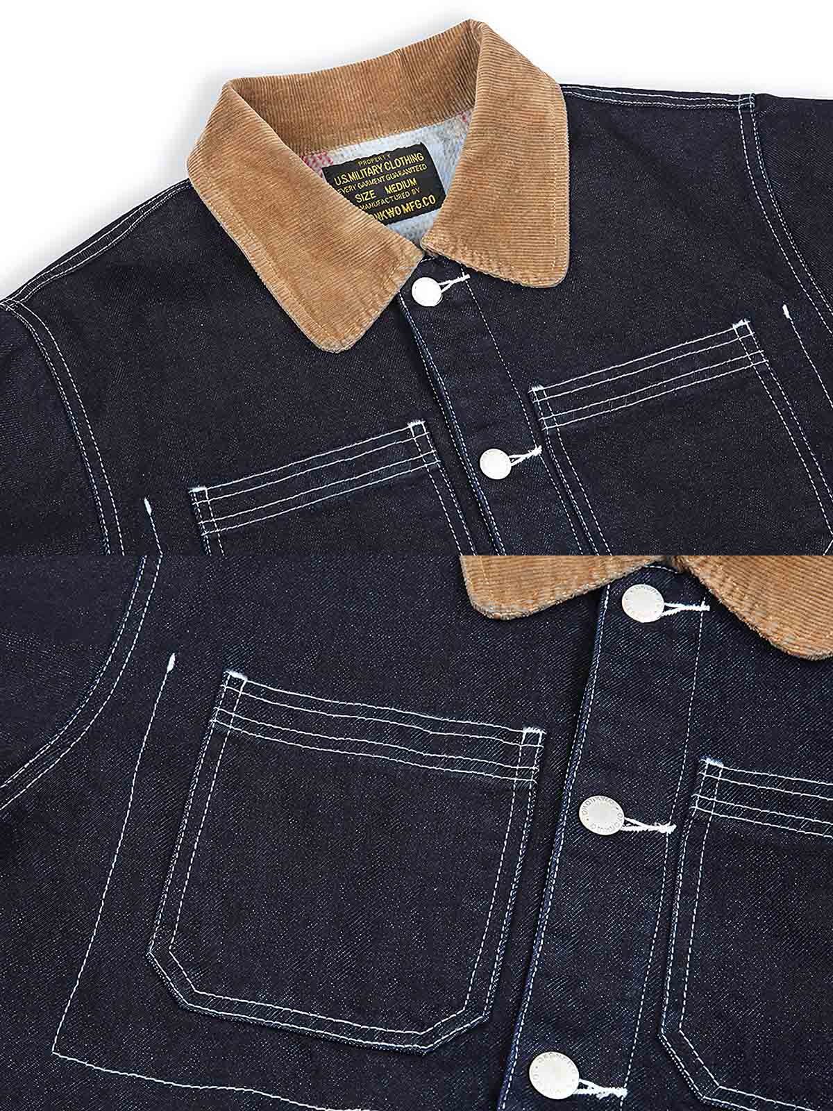 製品画像
「無地デニムとストライプデニムの2種類から選べるコーデュロイ襟付き多ポケットデニムジャケット全体像。クラシックなレトロデザインが特徴」
詳細画像
「コーデュロイ襟とウール混紡チェック柄裏地、金属パーツのブラス素材ディテールをクローズアップ。高い保温性とクラフトマンシップが光るデザイン」