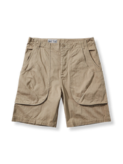 改良型P44ヘリンボーンキャンバスワークショーツの全体像、多機能ポケットと耐摩耗性生地の特徴を強調。