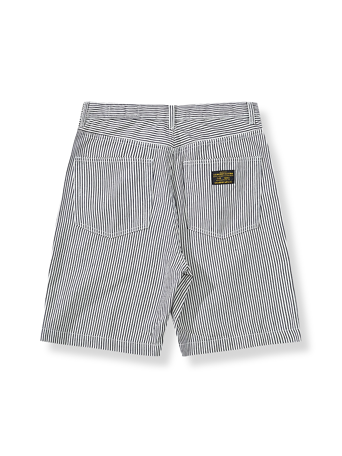 レールロードストライプデニムショートパンツの全体像を展示し、そのユニークなデザインと色合いが強調されています。